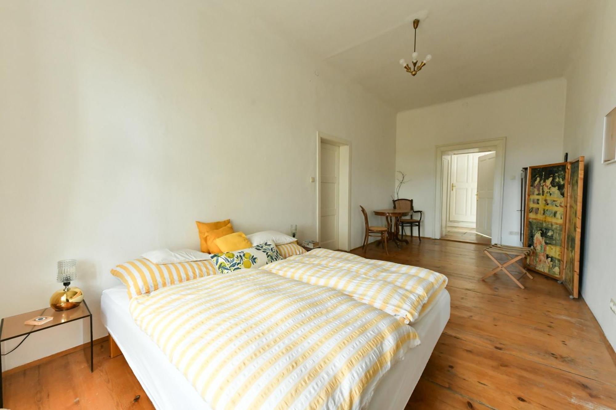 Schloss Hollenburg Aparte Apartments เครมส์ อัน แดร์โดเนา ภายนอก รูปภาพ